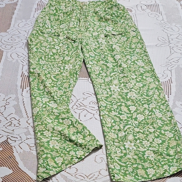 C'Isa Pants - Elegant Floral Wide Leg Pants in Green